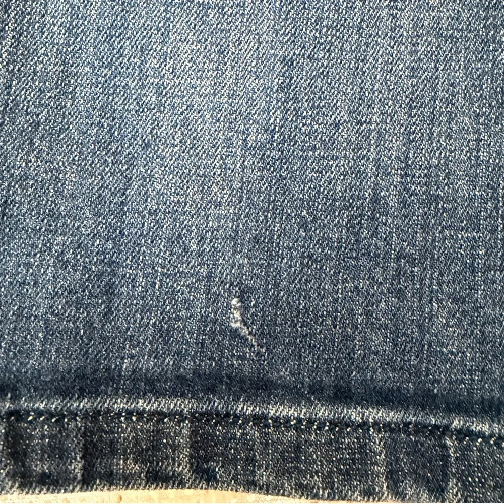 Levi’s 511 Slim Jean Shorts Dark Wash Denim 28 Low Rise Bermuda Cutoff Like New